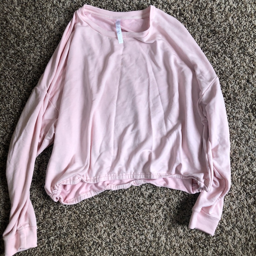 Fabletics long sleeved crop top